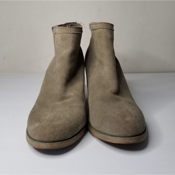 Urban Outfitters booties size 9 - Picture 2 of 8